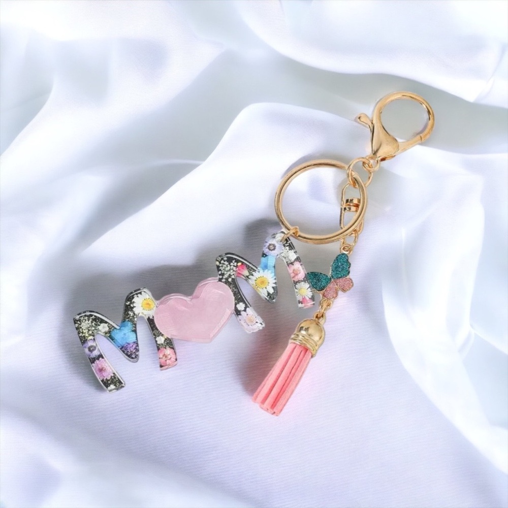 Keychain "MOM"
